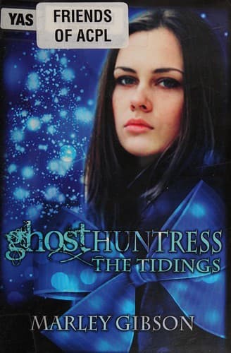 Cover of Ghost Huntress (Print Edition)