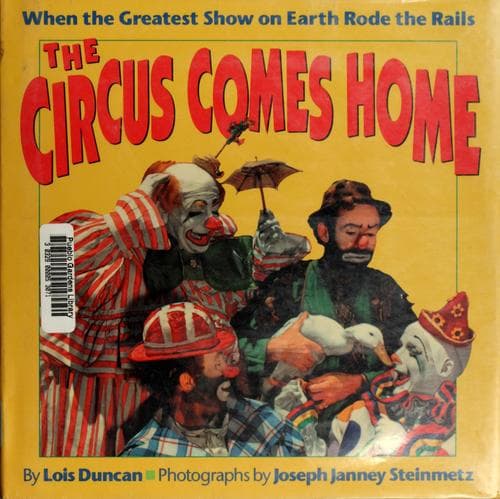 Cover of The Circus Comes Home