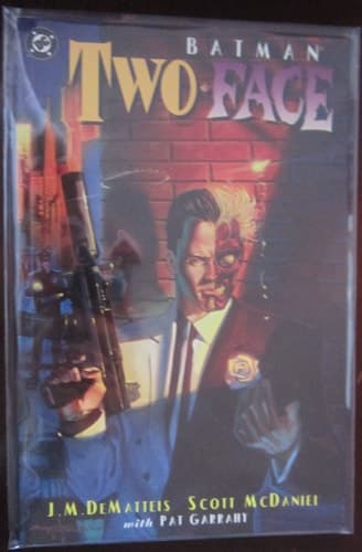Cover of Batman, Two-Face : crime and punishment